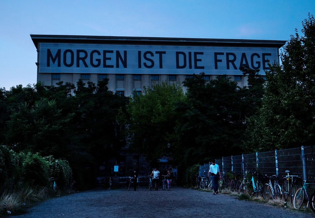 Nach der Corona-Pause ist der Berghain-Garten wieder geöffnet.
