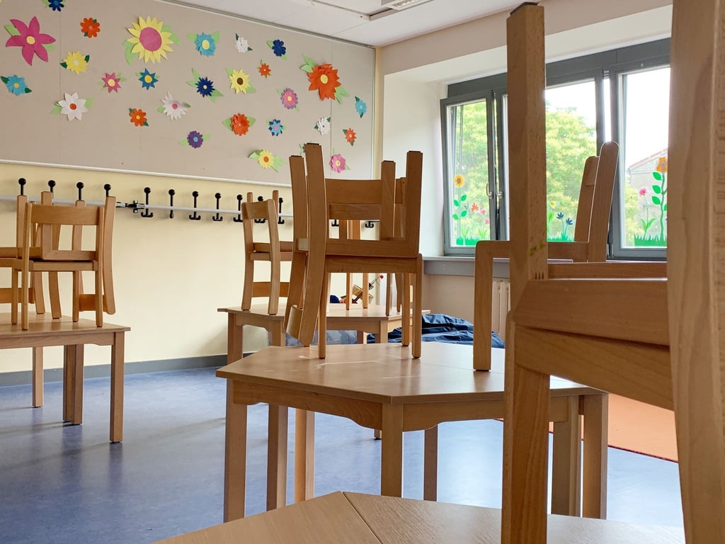 Bundesbildungsministerin Karliczek zeigt sich „zuversichtlich, dass diesen Herbst die Schulen grundsätzlich offen gehalten werden können“.