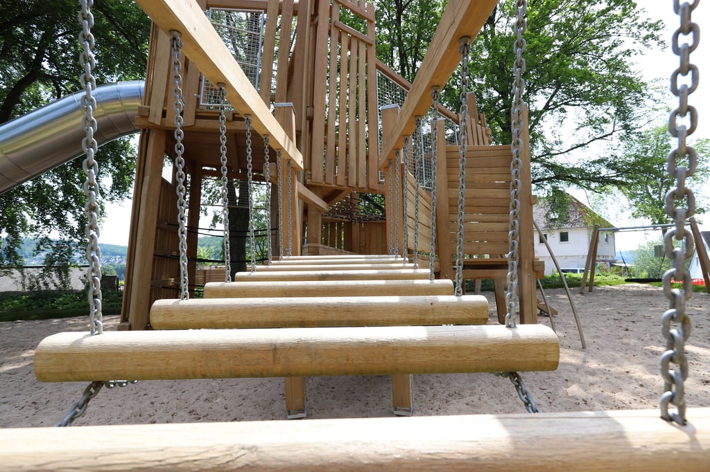 Der im Juni eingeweihte neue Spielplatz in Webau freut dessen Einwohner – sorgt aber auch für etwas Missgunst in anderen Ortschaften.