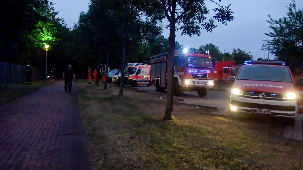 Über der Polizei wurde abgeprüft ob zurzeit ein Kind vermisst wird, diese bestätigte sich nicht.