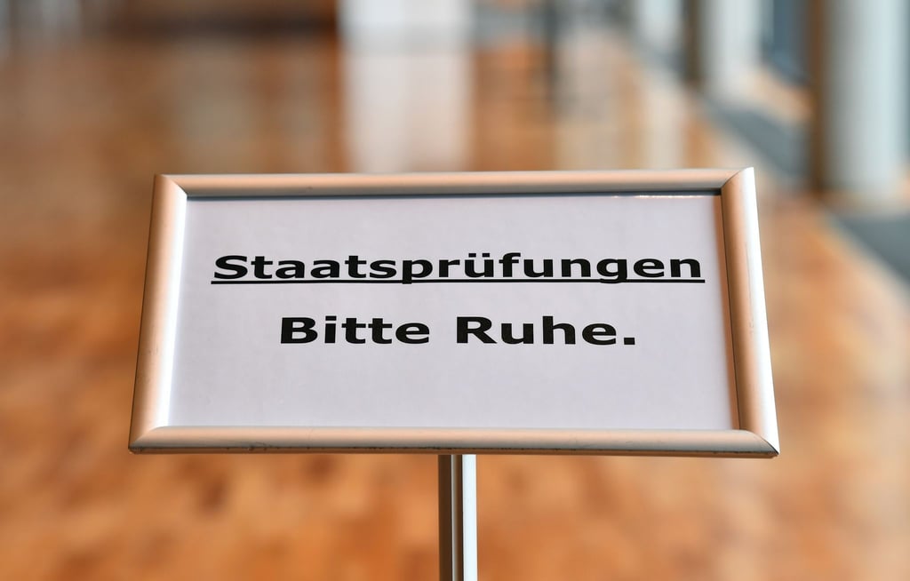Nur wer zwei juristische Staatsexamen in der Tasche hat, darf sich später Volljurist oder Volljuristin nennen.