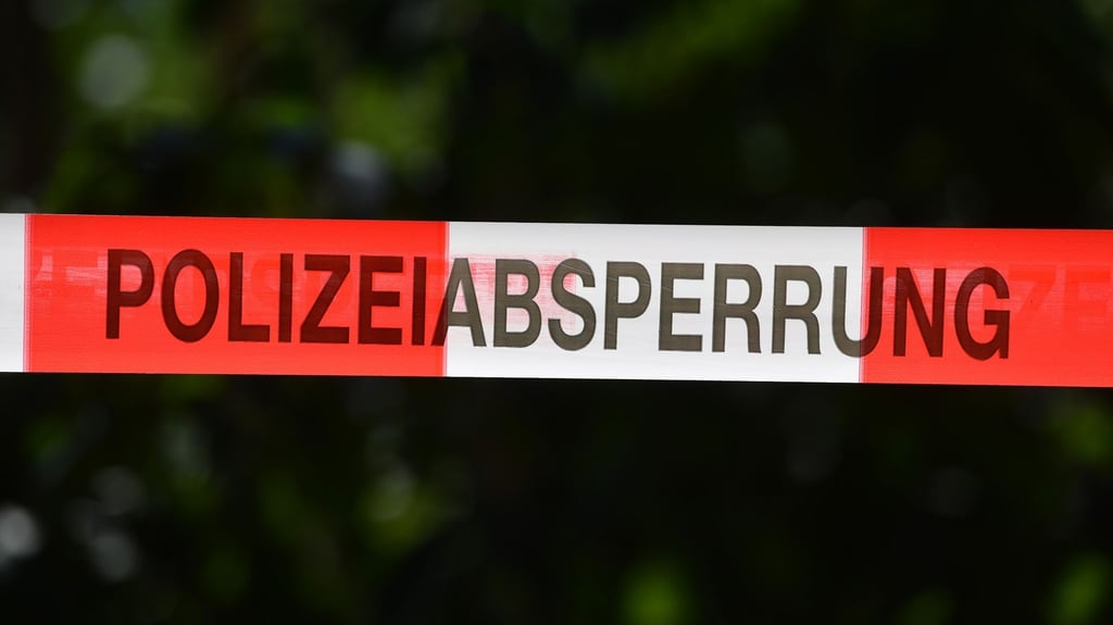 Ein Absperrband der Polizei.