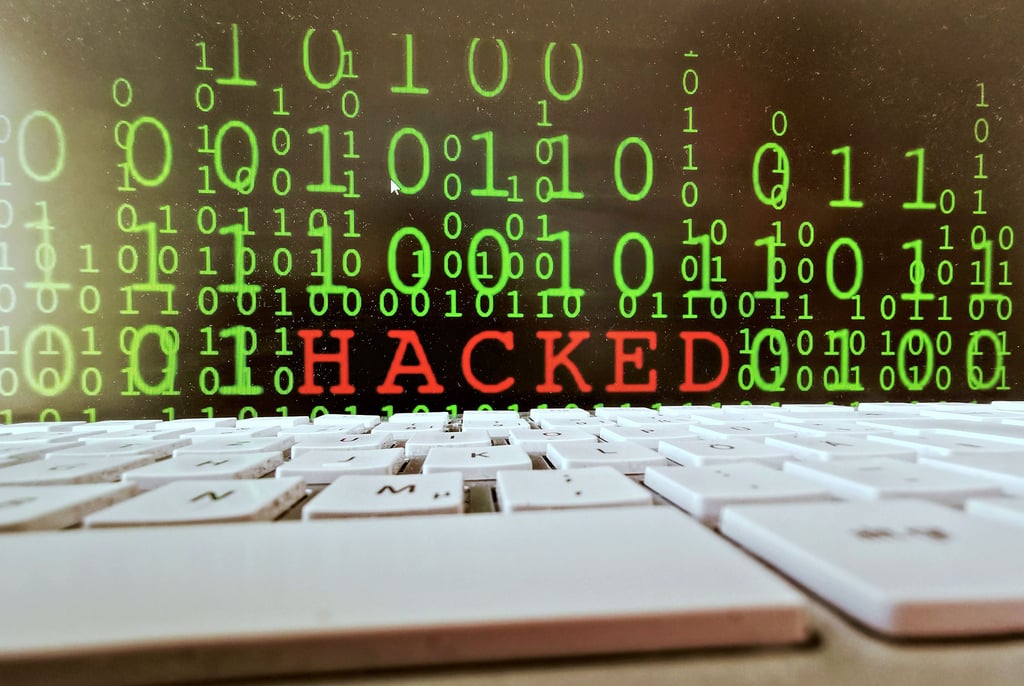Cyberattacken auf Kommunen oder Verwaltungen nehmen immer mehr zu. Kürzlich traf es die Verwaltung in Anhalt-Bitterfeld. Dort konnte eine Schadsoftware über die Drucker eingeschleust werden.