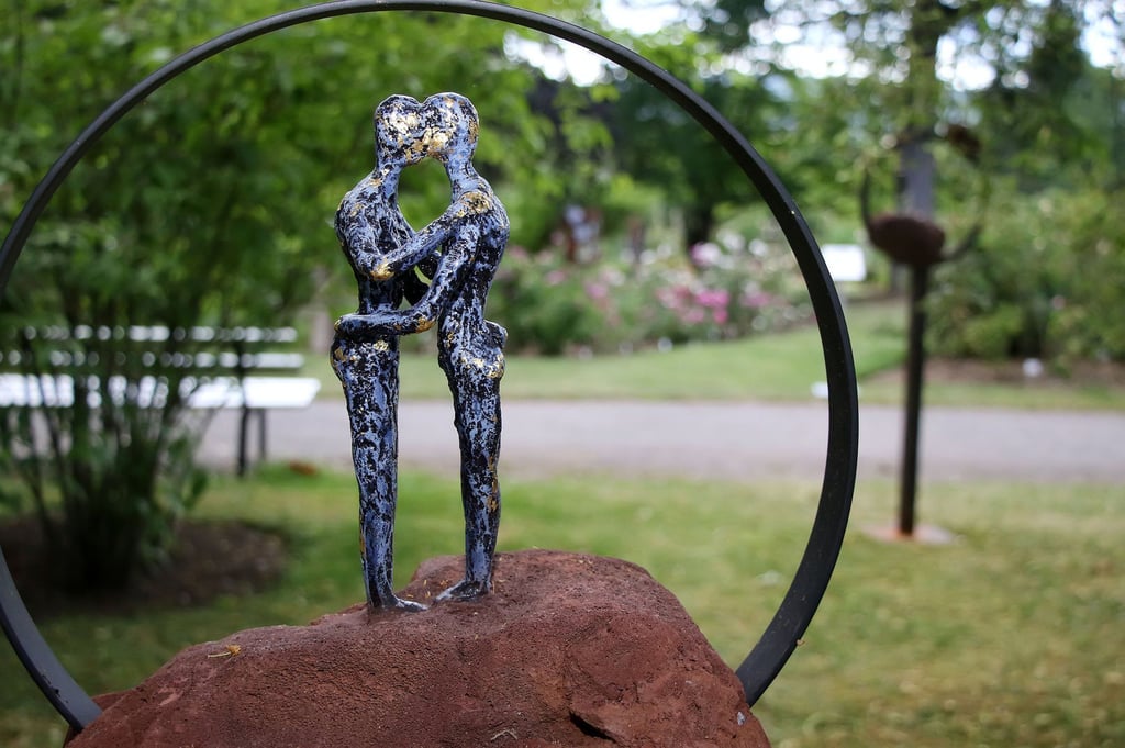 Aktion „Kunst trifft Rose“ im Sangerhäuser Rosarium