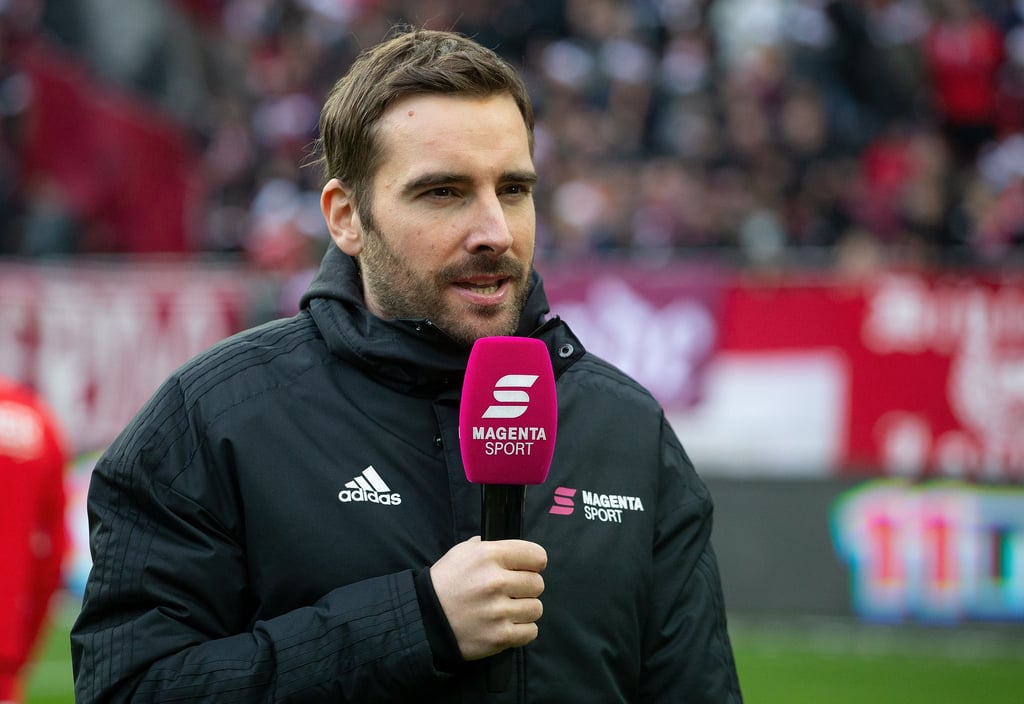 Tobias Schäfer moderierte schon Drittliga-Fußball und Eishockey für "Magenta Sport".