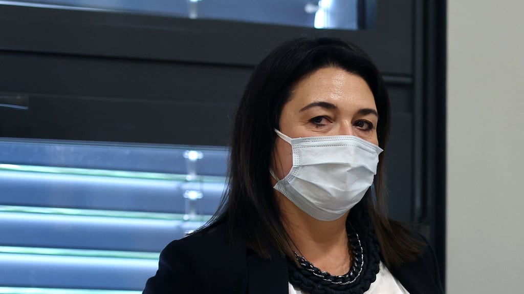 Maren Sieb, ehemalige Lotto-Geschäftsführerin, steht im Landgericht in Magdeburg.