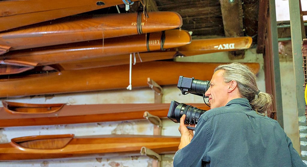Kameramann Mirko Beutler begleitet das Projekt ?Keine Handbreit Wasser? filmisch.