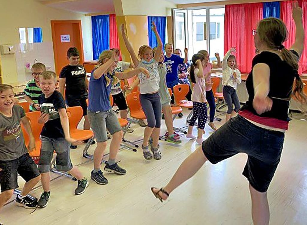 Das hüpfende Klassenzimmer.