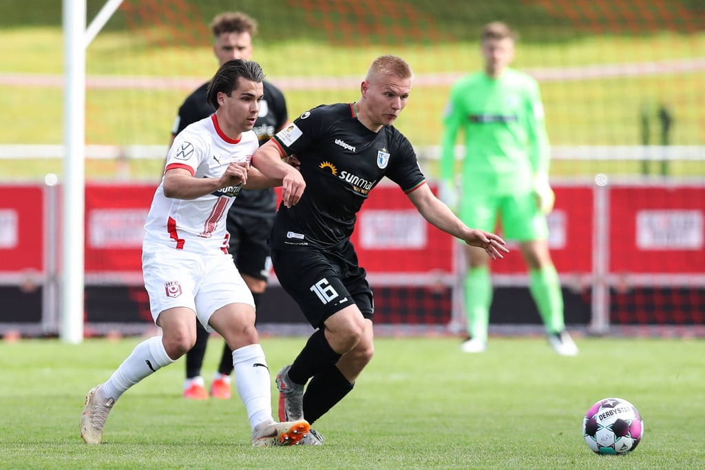 Am 24. September stehen sich Hallescher FC und 1. FC Magdeburg in der 3. Liga gegenüber.
