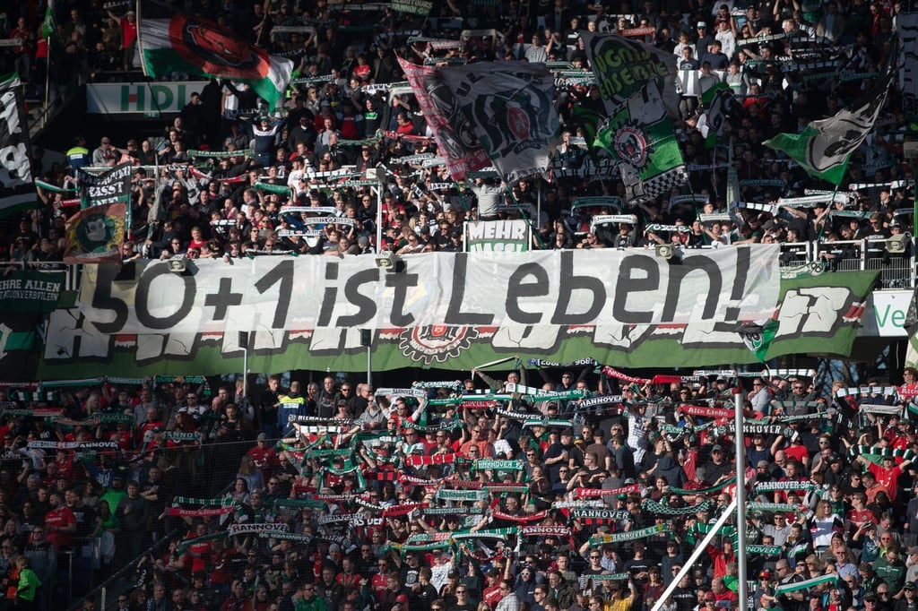 Die Fanvereinigung ProFans hat sich nachdrücklich für den Erhalt der 50+1-Regel ausgesprochen.