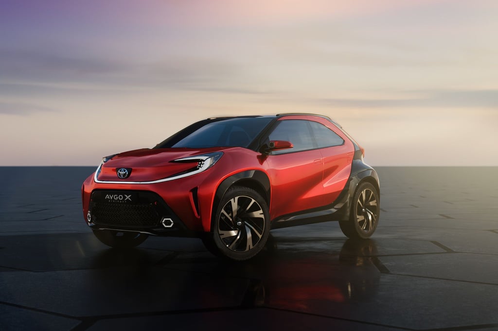 Zwerg blickt in Zukunft: Mit der Studie Aygo X Prologue dürfte Toyota bereits auf das Design des neuen Aygo hinweisen.