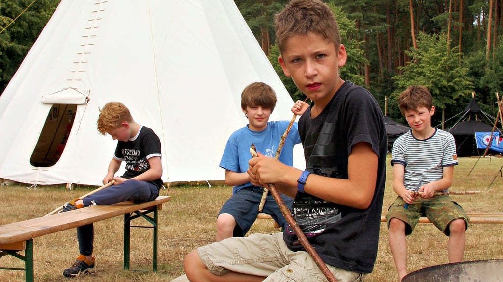 Pädagogisch wertvolle Angebote für Kinder und Jugendliche gibt es auf dem Zeltplatz schon lange, so etwa das Indianer-Camp "Heyoka" vor einigen Jahren.