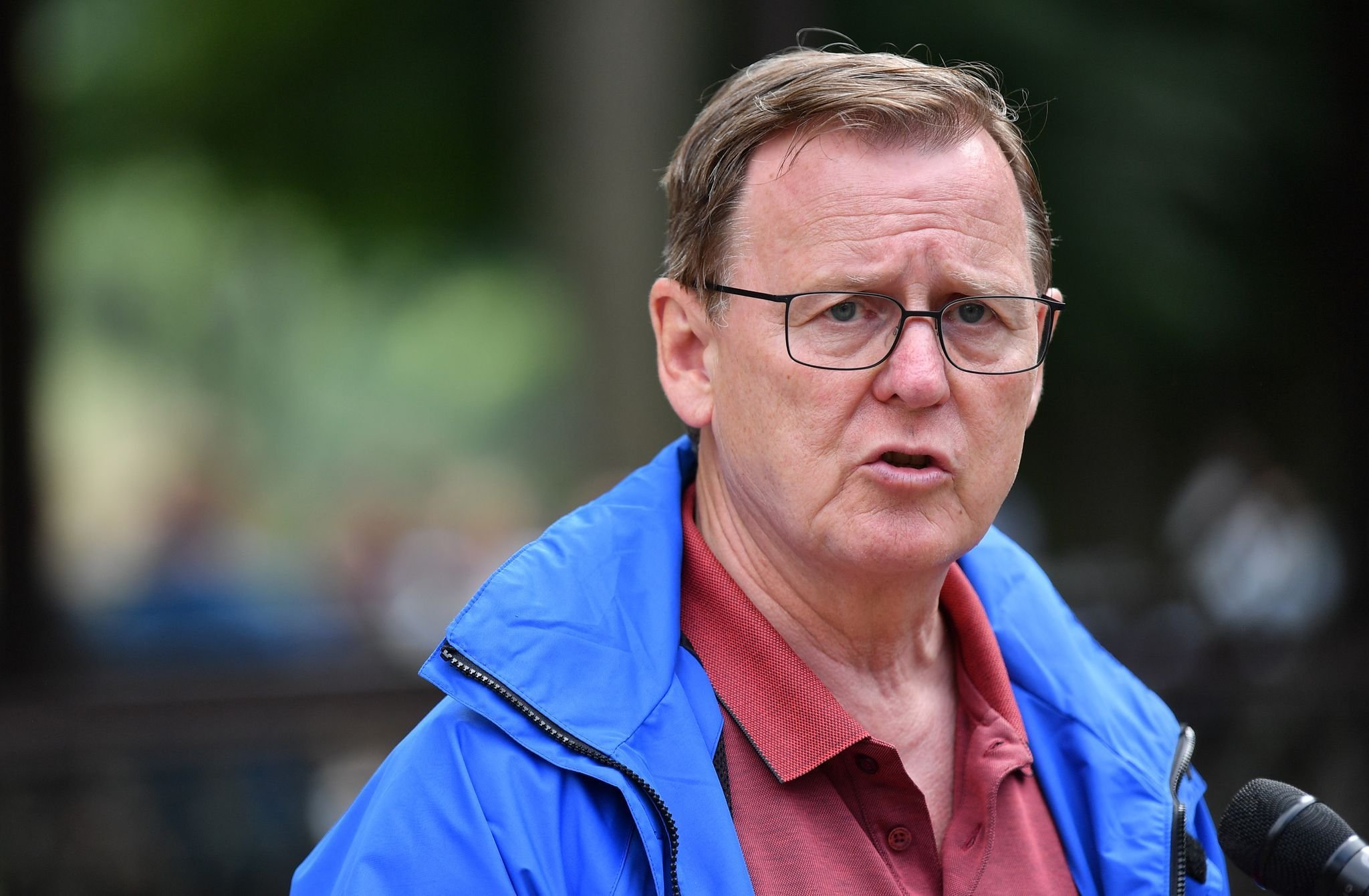 Bodo Ramelow (Die Linke) spricht vor Journalisten.