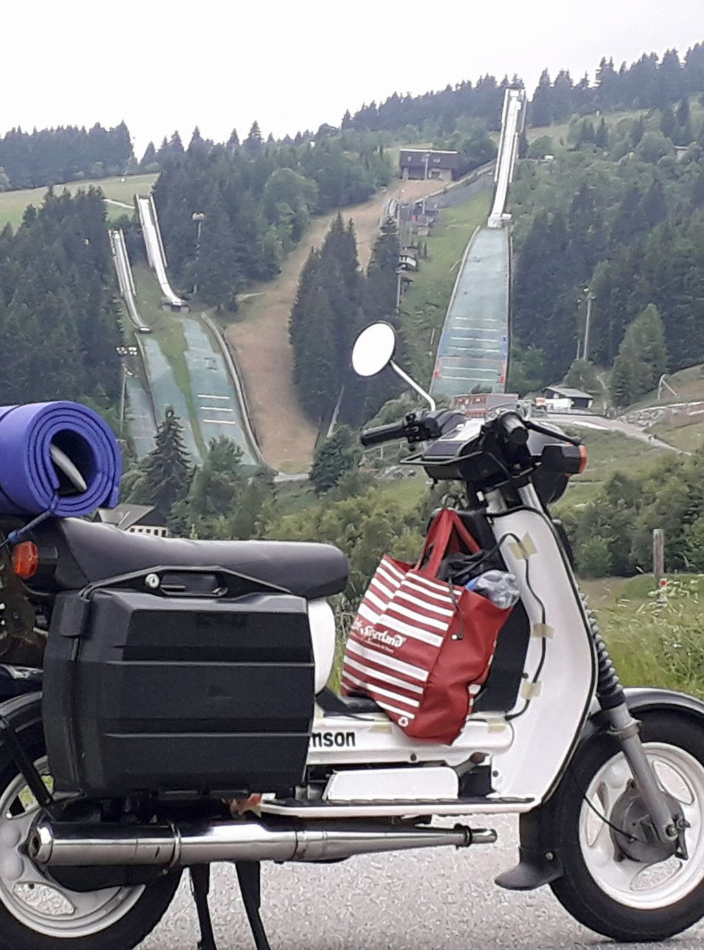 Ein optischer Höhepunkt der Tour war die Zwischenstation an den Skisprungschanzen in Oberwiesenthal.