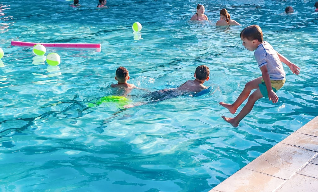 Der wegen Corona ausgefallene Schwimmunterricht für Kinder macht das Baden nicht ungefährlich.