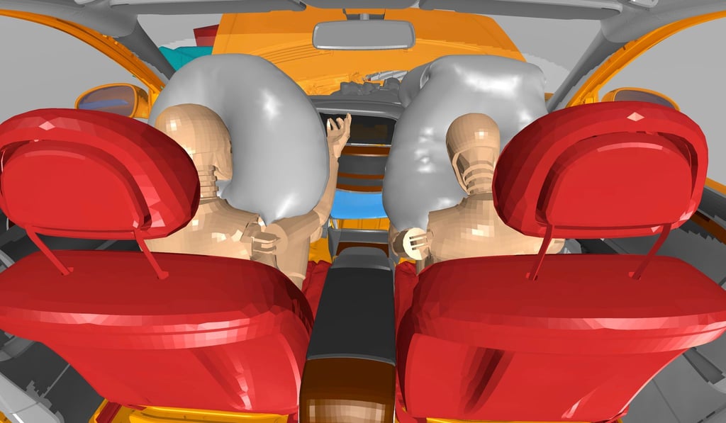 Mercedes arbeitete seit 1966 am Airbag und stellte das serienreife System 1981 in der S-Klasse vor.