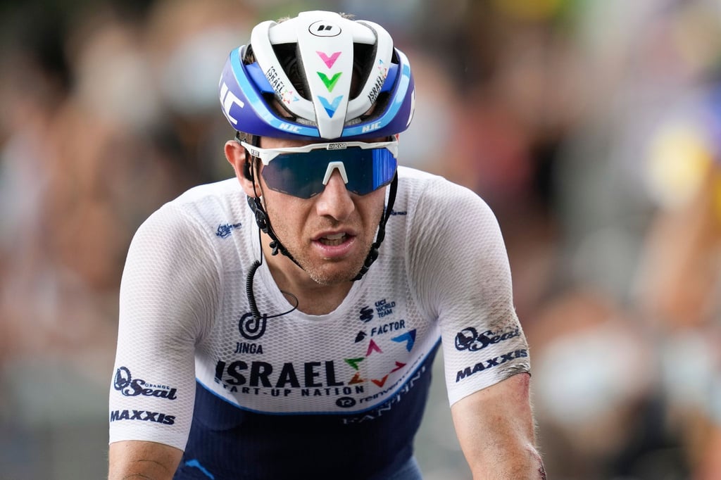 Steigt kurz vor dem Ende bei der Tour vom Rad: Michael Woods.