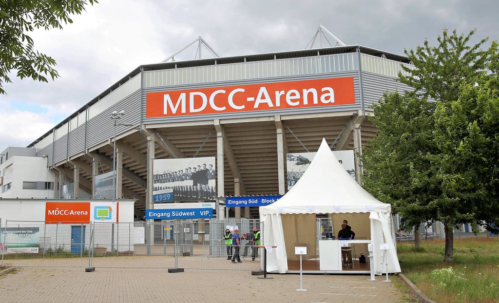 Vor der MDCC-Arena sollen Stationen für die Durchführung von Schnelltests und Impfungen aufgebaut werden.