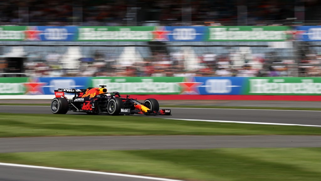 Max Verstappen geht von der Pole in Silverstone ins Rennen.