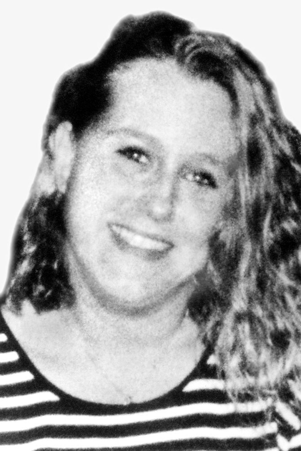 Cindy Koch aus Oberhausen schaut in die Kamera. Koch wurde vor knapp 24 Jahren in Oberhausen ermordet.