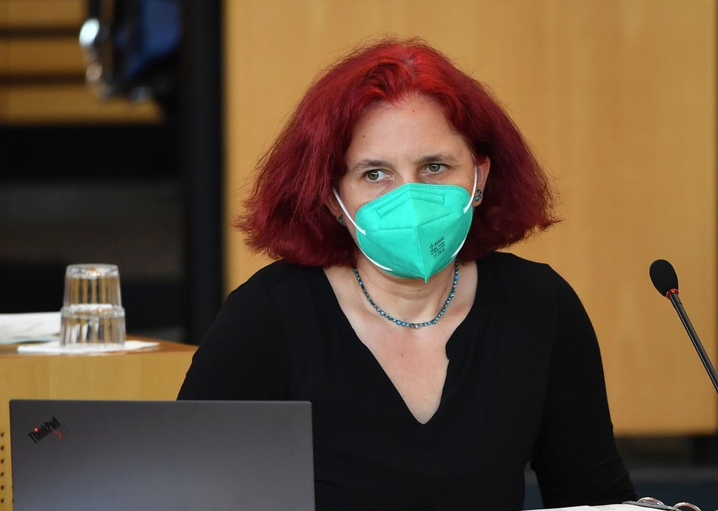 Astrid Rothe-Beinlich (Bündnis90/Die Grünen), Fraktionschefin, während der Sitzung des Thüringer Landtags.