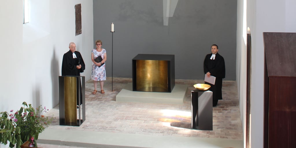 Die neuen Prinzipalstücke in der sanierten Nuthaer Kirche wurden geweiht.