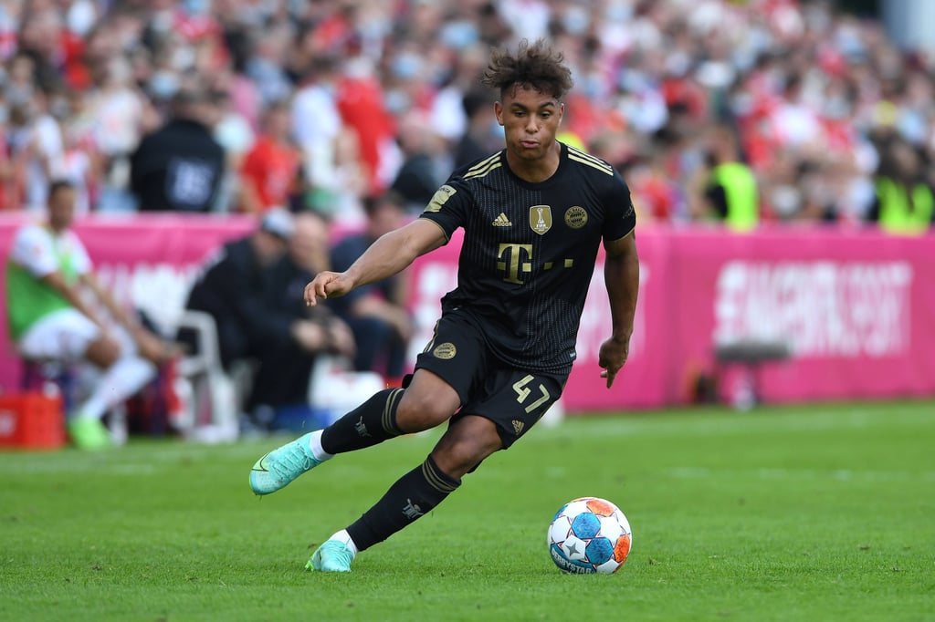 Youngster Armindo Sieb aus Halle an der Saale erzielte das erste Testspieltor des FC Bayern München unter Trainer Julian Nagelsmann.