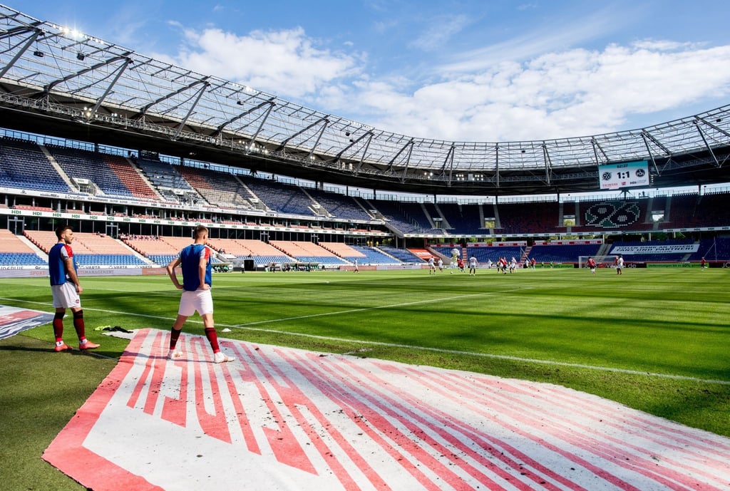 Die Zeit der Geisterspiele in deutschen Fußball-Stadien ist vorbei.