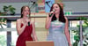 Anna und Natalie sangen "Riptide" und trugen damit wie Tobias und Sebastian zum Programm der Abschlussfeier bei. 
