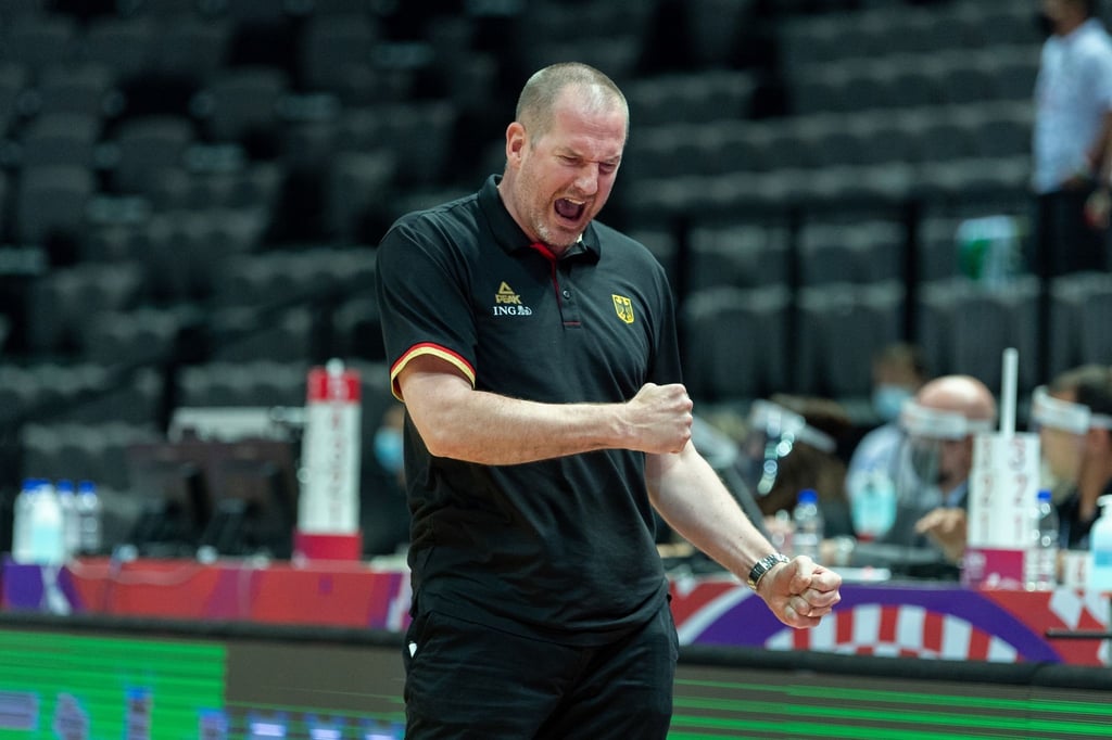 Will mit einem Seig gegen Kroatien die Tokio-Träume der deutschen Basketballer am Leben erhalten: Bundestrainer Henrik Rödl.
