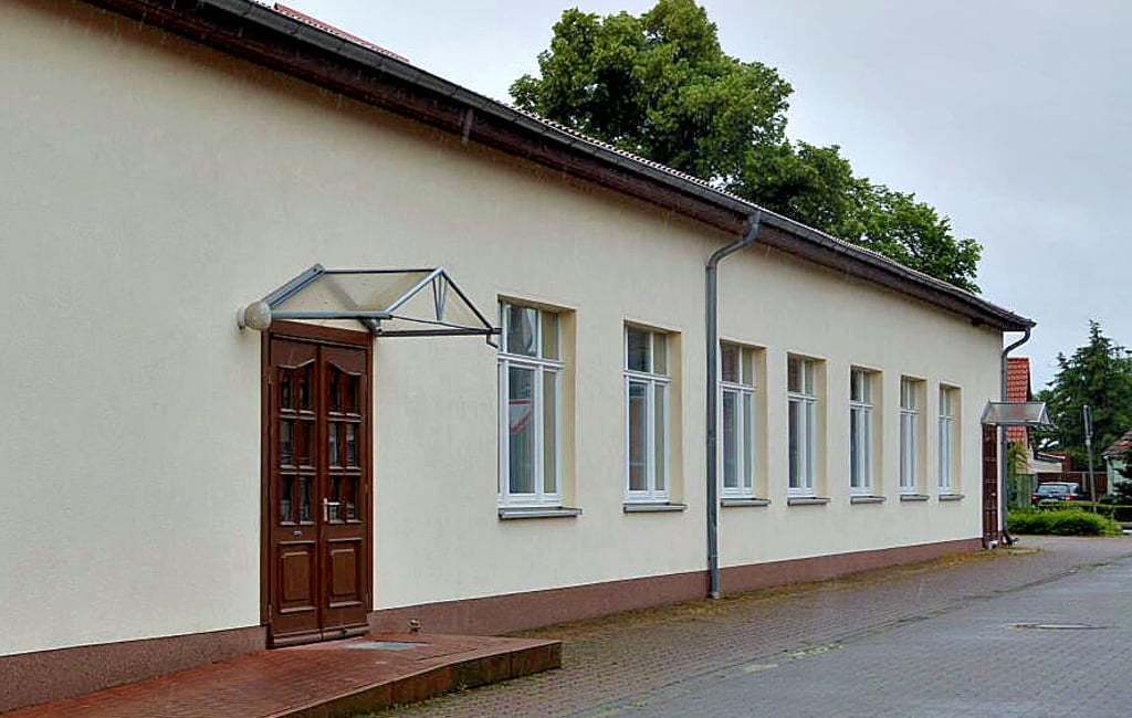 Die Dorfgemeinschaftshäuser, hier der Saal in Neuferchau, sind ab sofort wieder geöffnet, teilte Bürgermeister Uwe Bartels mit. Bereits getroffen hätten sich die Steimker Senioren.