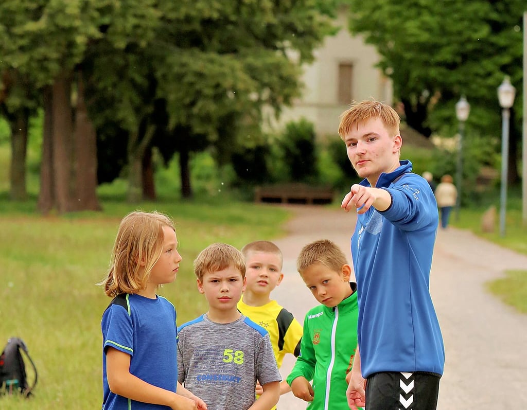 Bereits seit drei Jahren bringt sich Michel Gerke als Nachwuchstrainer ein. Die Arbeit mit den Kids macht ihm großen Spaß.