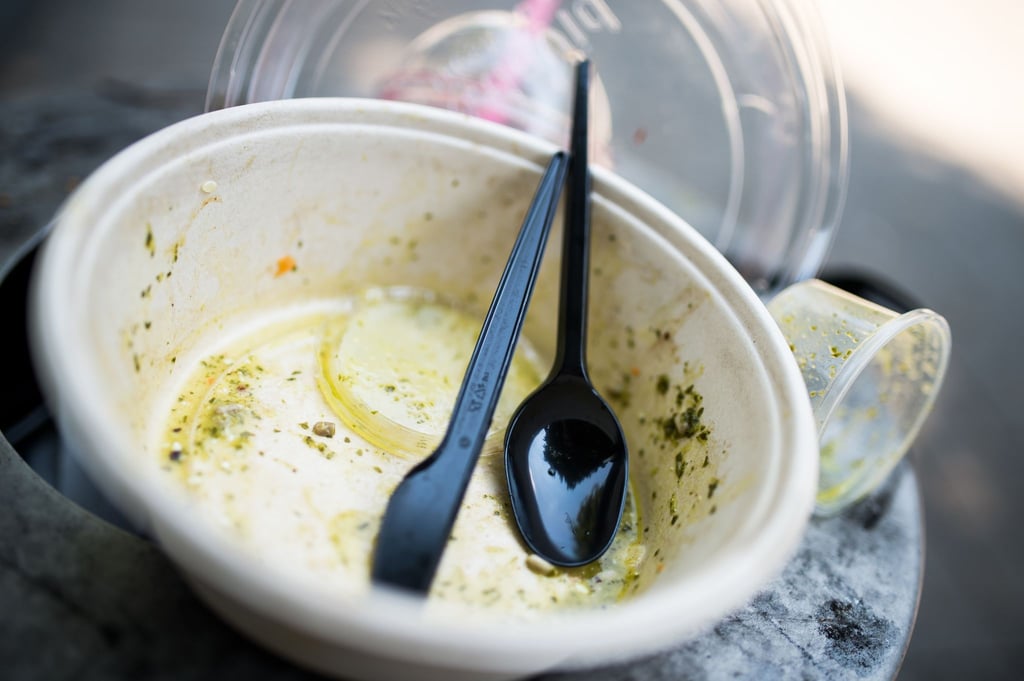 Ab dem 3. Juli ist in der EU die Herstellung von Einwegbesteck und -geschirr aus Plastik verboten.