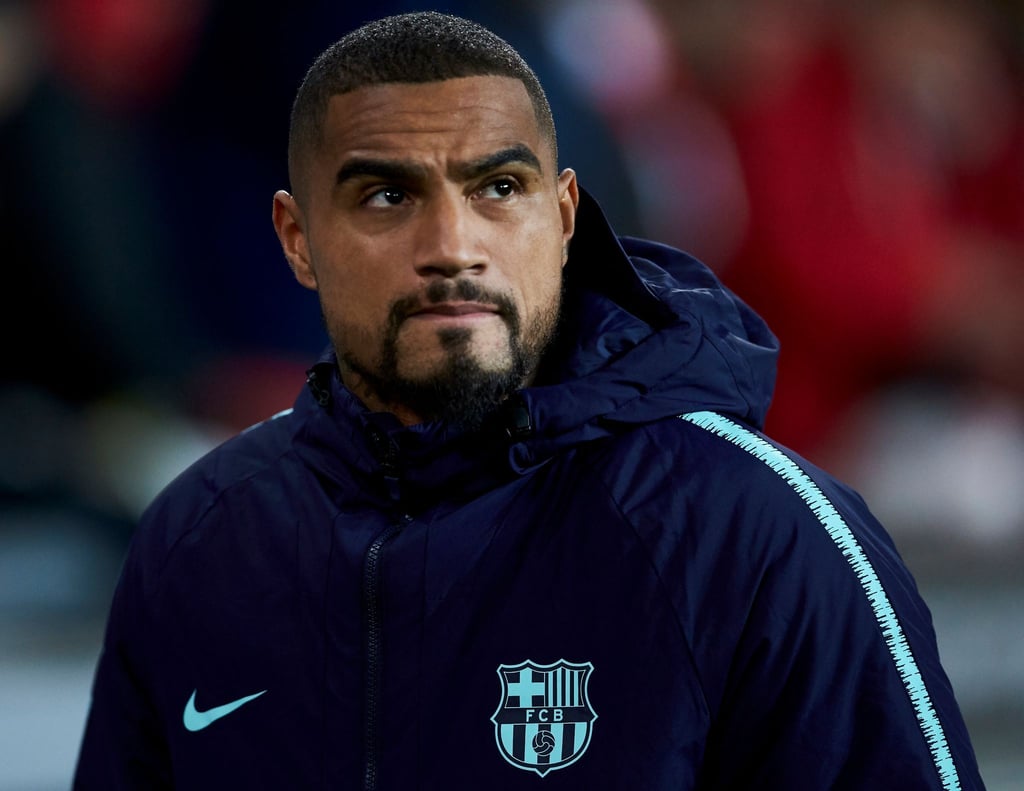 Kevin-Prinz Boateng ist vor dem Spiel im Stadion.