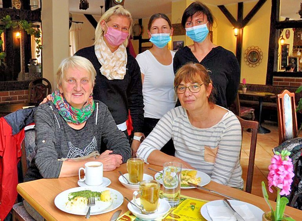 Auch In der Genthiner Gaststätte ?Leckerchen? ist der Betrieb wieder angelaufen.