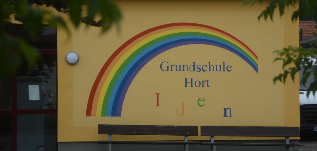 Die Grundschule Iden soll ab dem Schuljahr 2022/23 an Goldbeck angegliedert werden. Der Standort Iden als solcher bleibt.