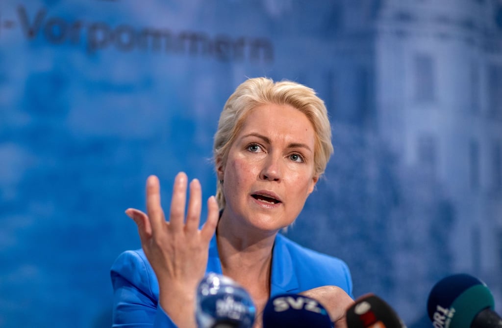 Manuela Schwesig (SPD) bei einer Pressekonferenz.