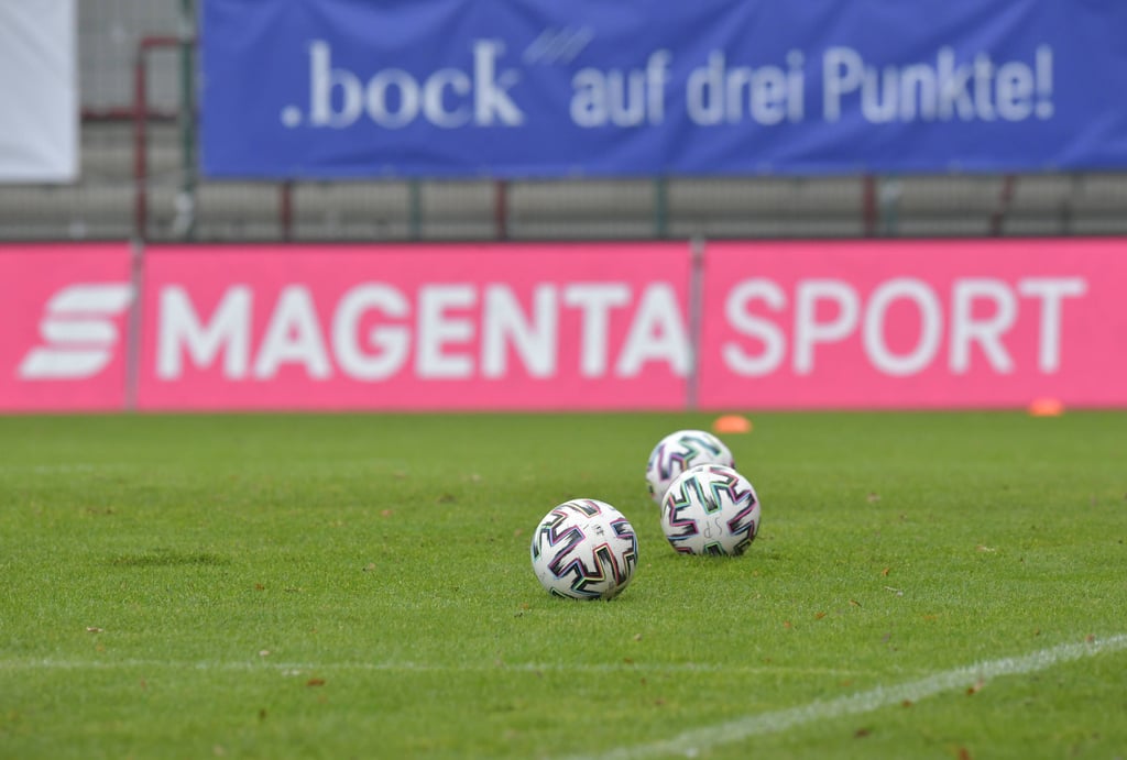 Alle Spiele der Drittliga-Saison 2021/22 sind live bei Magenta Sport zu sehen.
