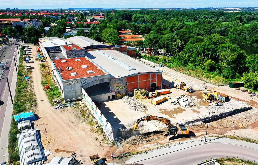 Das Sportparadies am Böllberger Weg in Halle wird abgerissen und soll ein modernes Quartier zum Wohnen und Arbeiten werden.