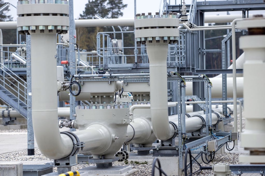 Rohrsysteme und Absperrvorrichtungen in der Gasanlandestation von Nord Stream 2 in Lubmin, Mecklenburg-Vorpommern.