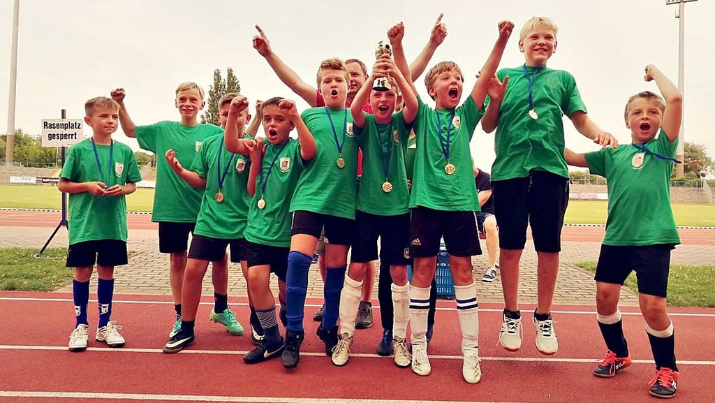 Den dritten Platz bei der Mini-EM in Dessau belegten die Lindauer Burgkicker.