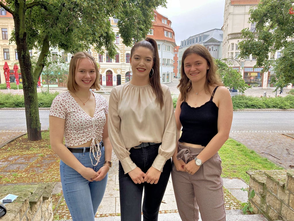 Michelle Bimberg, Franziska Klinz und Carolina Goj haben ihr Abitur mit 1,0 abgeschlossen. Sie wollen am liebsten in der Region bleiben.