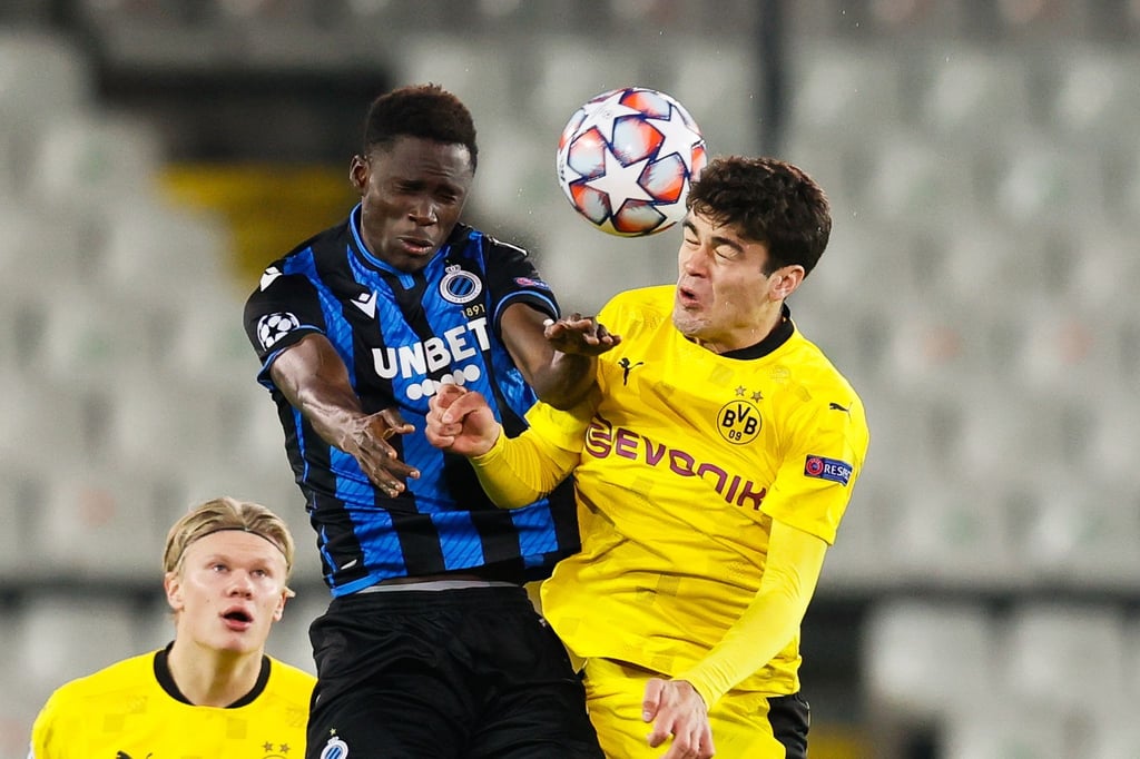 Neuzugang bei Bayer Leverkusen: Odilon Kossounou (l).