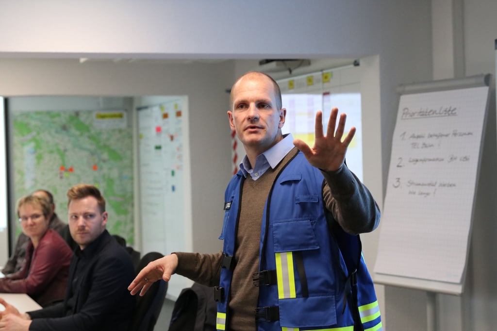 Sebastian Stoll, Erster Beigeordneter Landkreis Stendal, im Stabsraum des Landkreises.