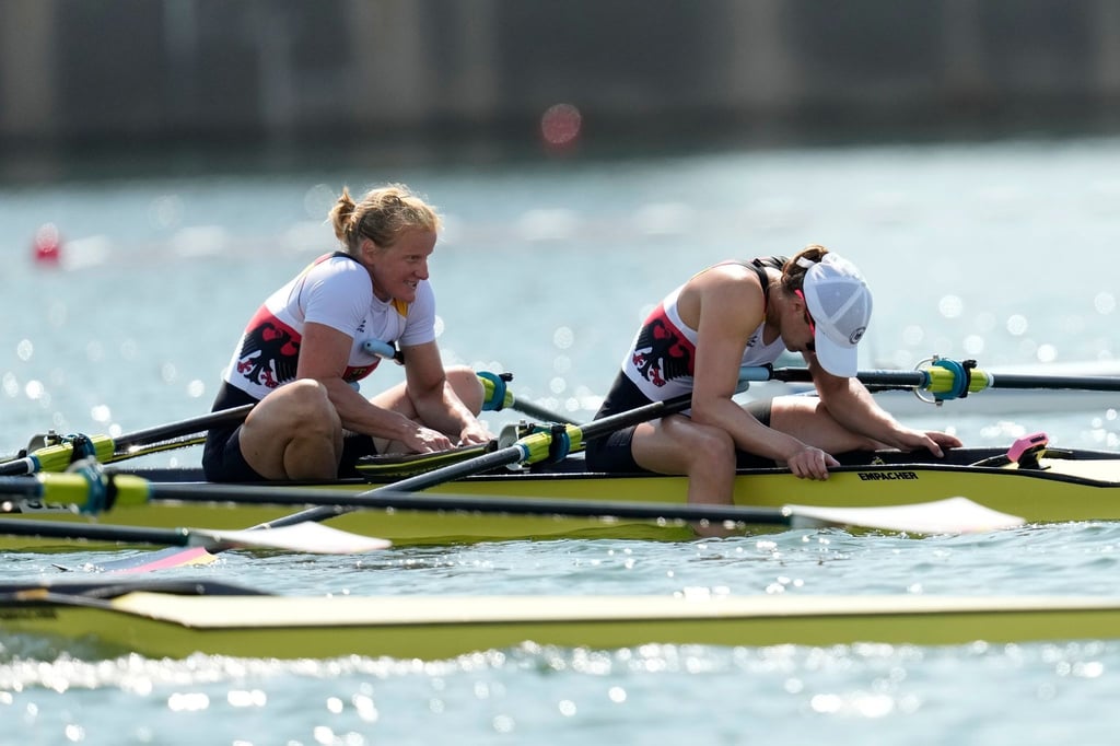 Die Ruderinnen Annekatrin Thiele und Leonie Menzel haben sich für das Halbfinale qualifiziert.