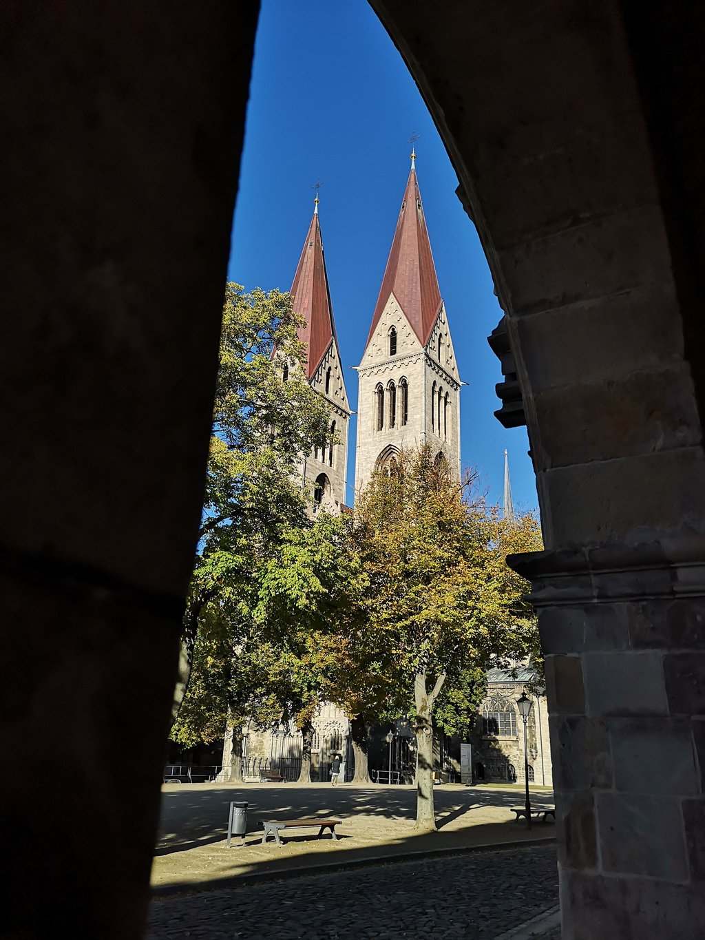 Eines der Wahrzeichen Halberstadts ist der Dom St. Stephanus und St. Sixtus.