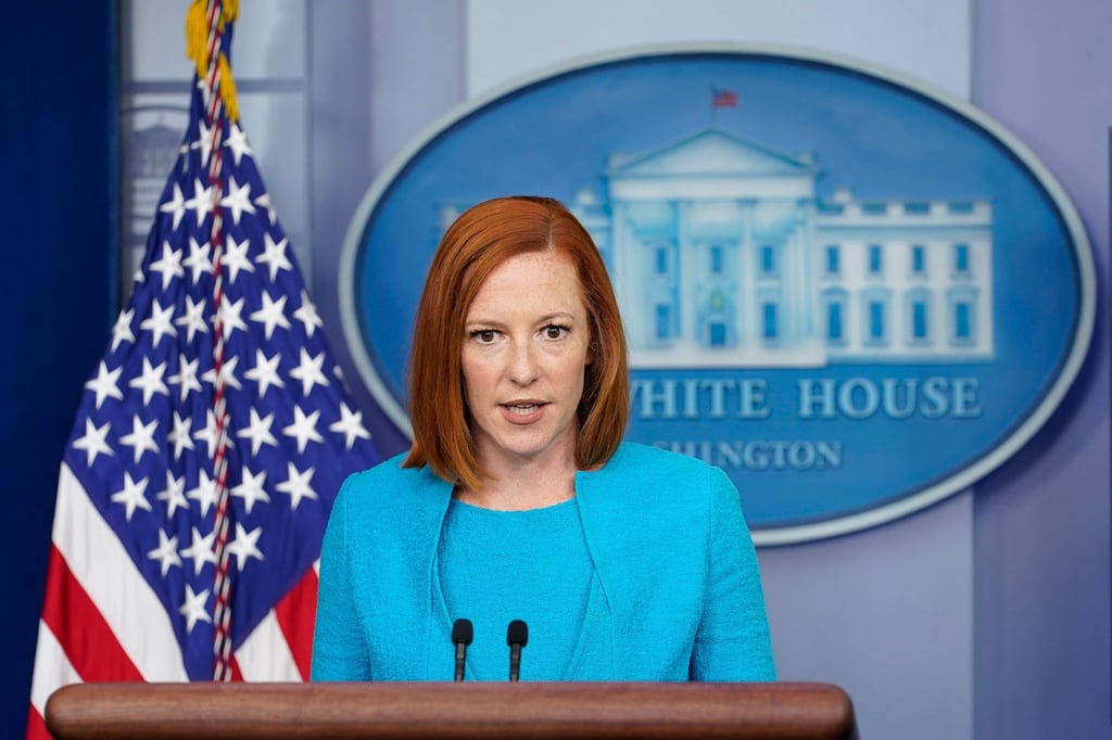 Jen Psaki, Pressesprecherin des Weißen Hauses, spricht während des täglichen Briefings im Weißen Haus.