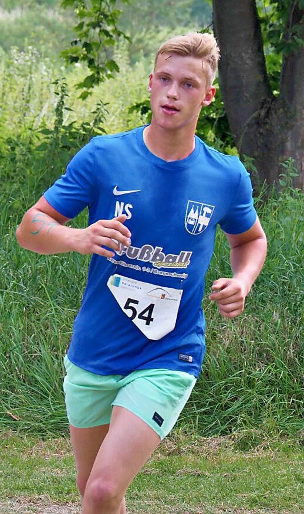 Fußballer Nick Schünemann holte beim Laufen viel auf.