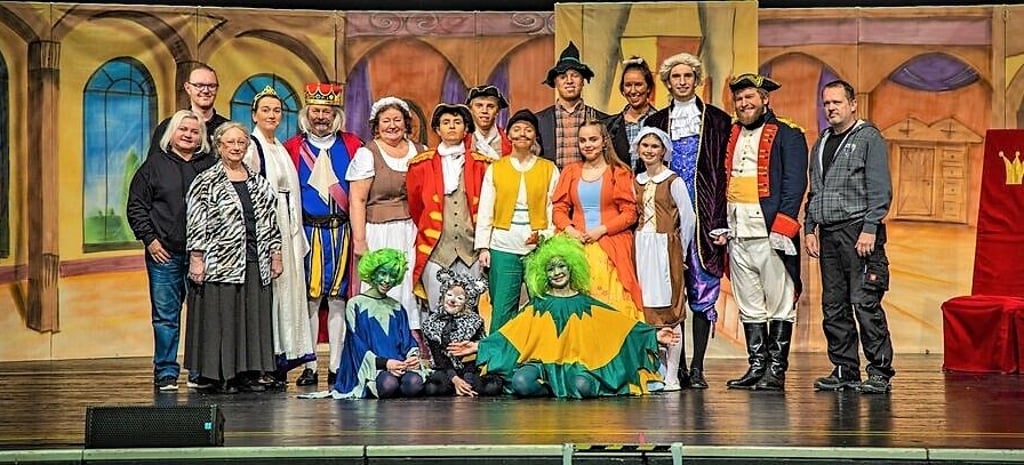 Eine Aufnahme vom Märchenstück ?Das tapfere Schneiderlein?, das 2019 von der Theaterkiste aufgeführt wurde. Im Jahr darauf konnte das Amateurtheater erstmals kein Märchen zeigen.
