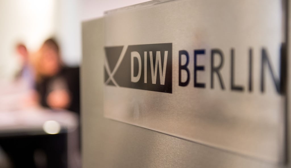 Das Logo des DIW in Berlin.